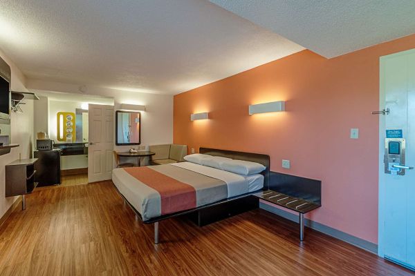 Hotel WV MARTINSBURG (Martinsburg)